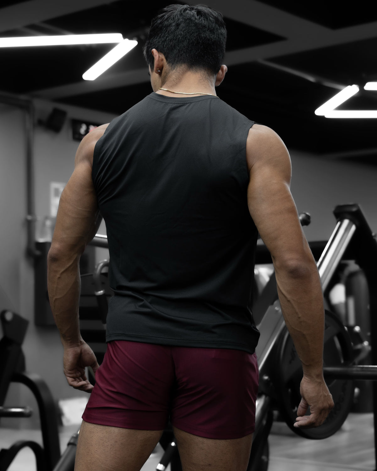 LEGACY TANK V2 - BLACK
