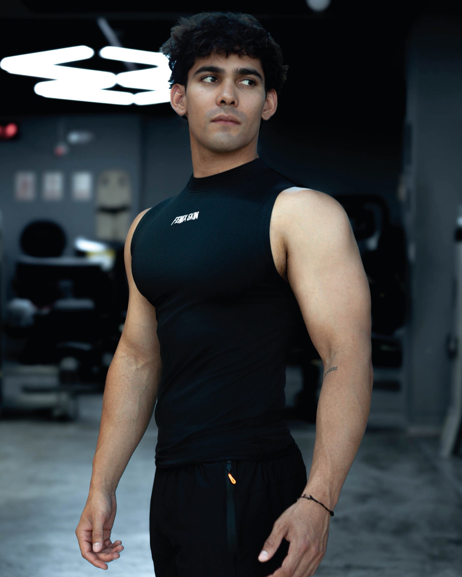 SW(R) SITH FORCE - BLACK COMPRESSION TANK