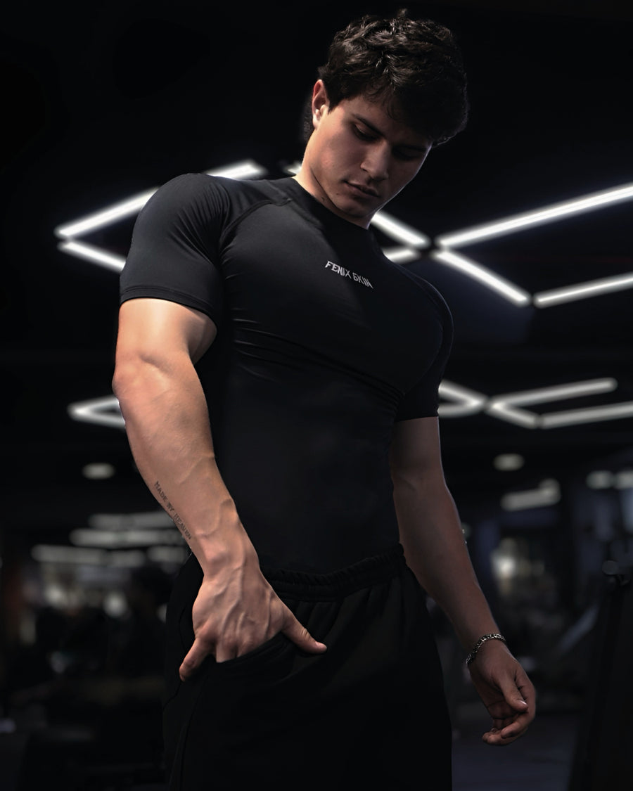 SW(R) SITH CORE – BLACK COMPRESSION T-SHIRT