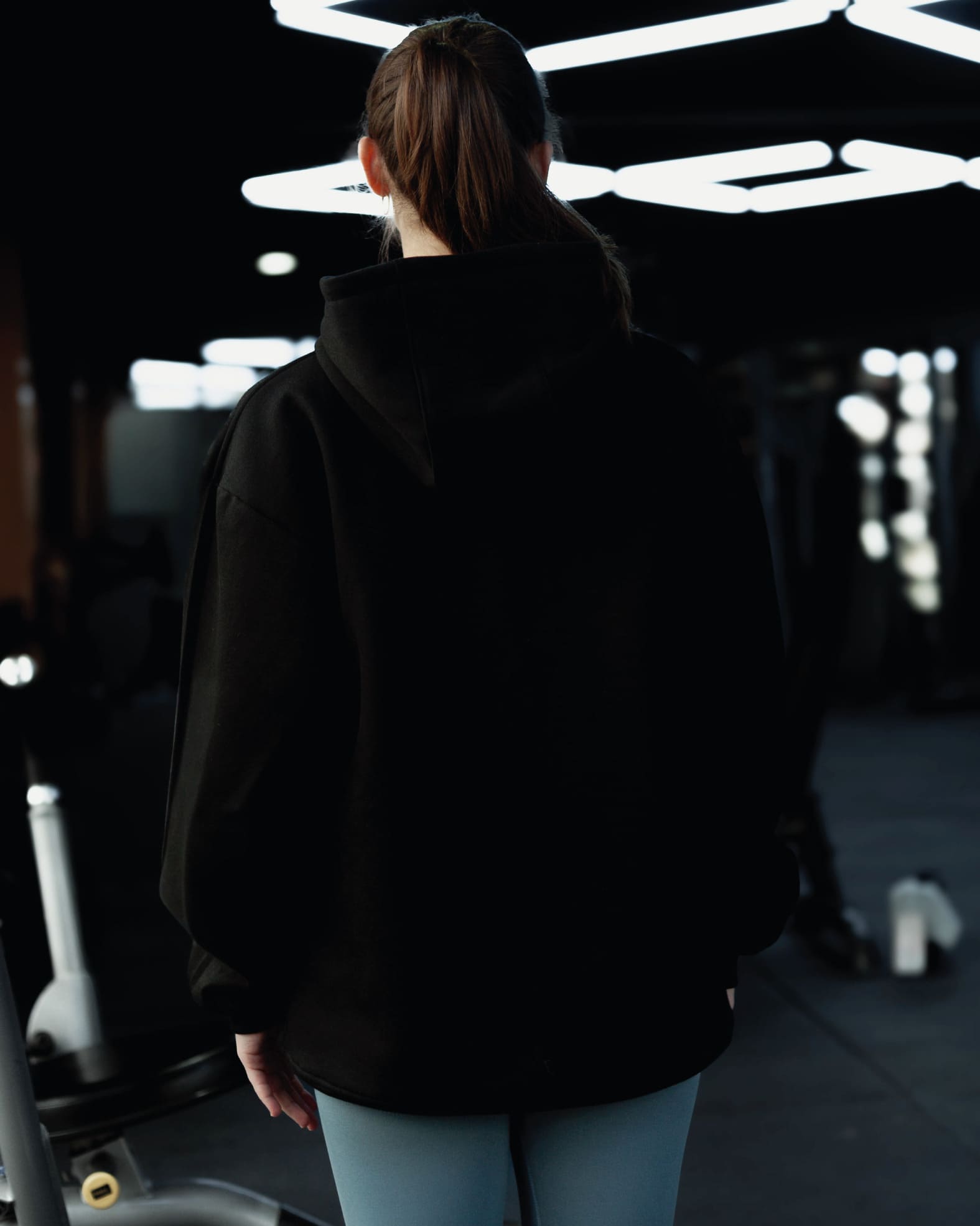 FROST WOMEN MINIMAL HOODIE - BLACK