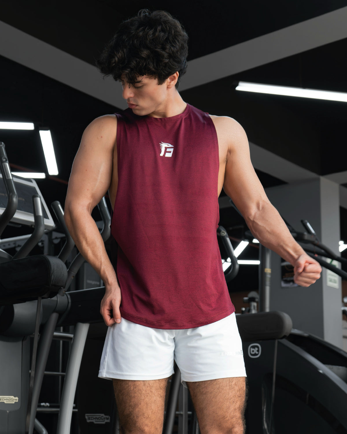 VOLCANO TANK – BURGUNDY