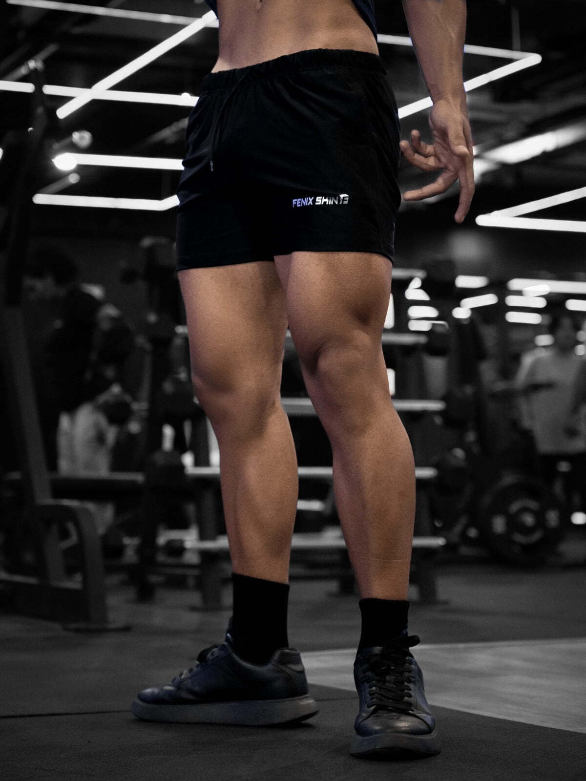 VERSATILITY SQUAT SHORT – BLACK RAVEN