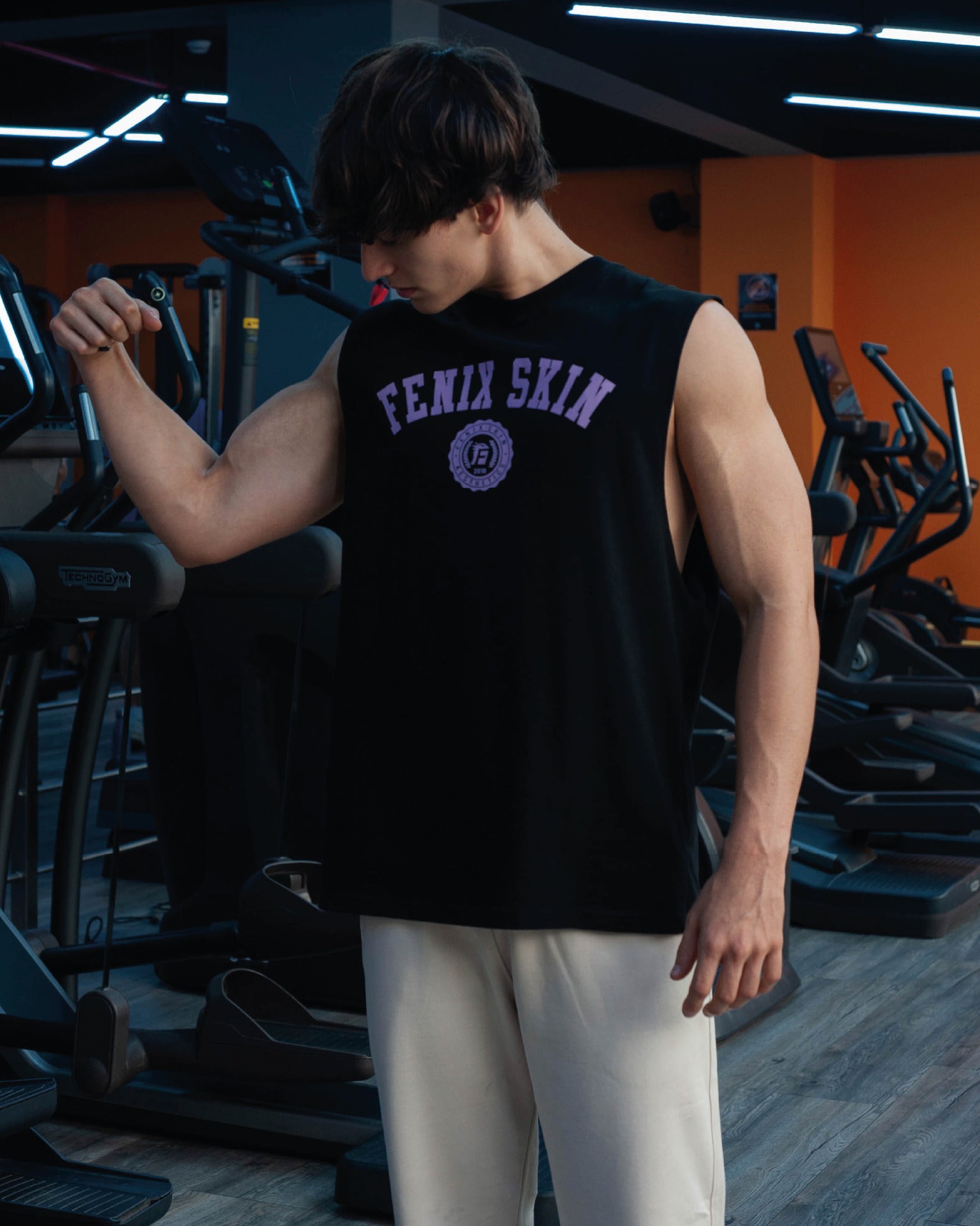 UNIVERSITY PUMP TANK - MAUVE BLACK
