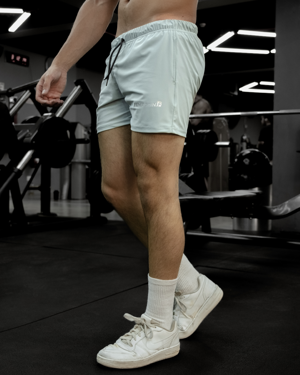 VERSATILITY SQUAT SHORT - PISTACHIO