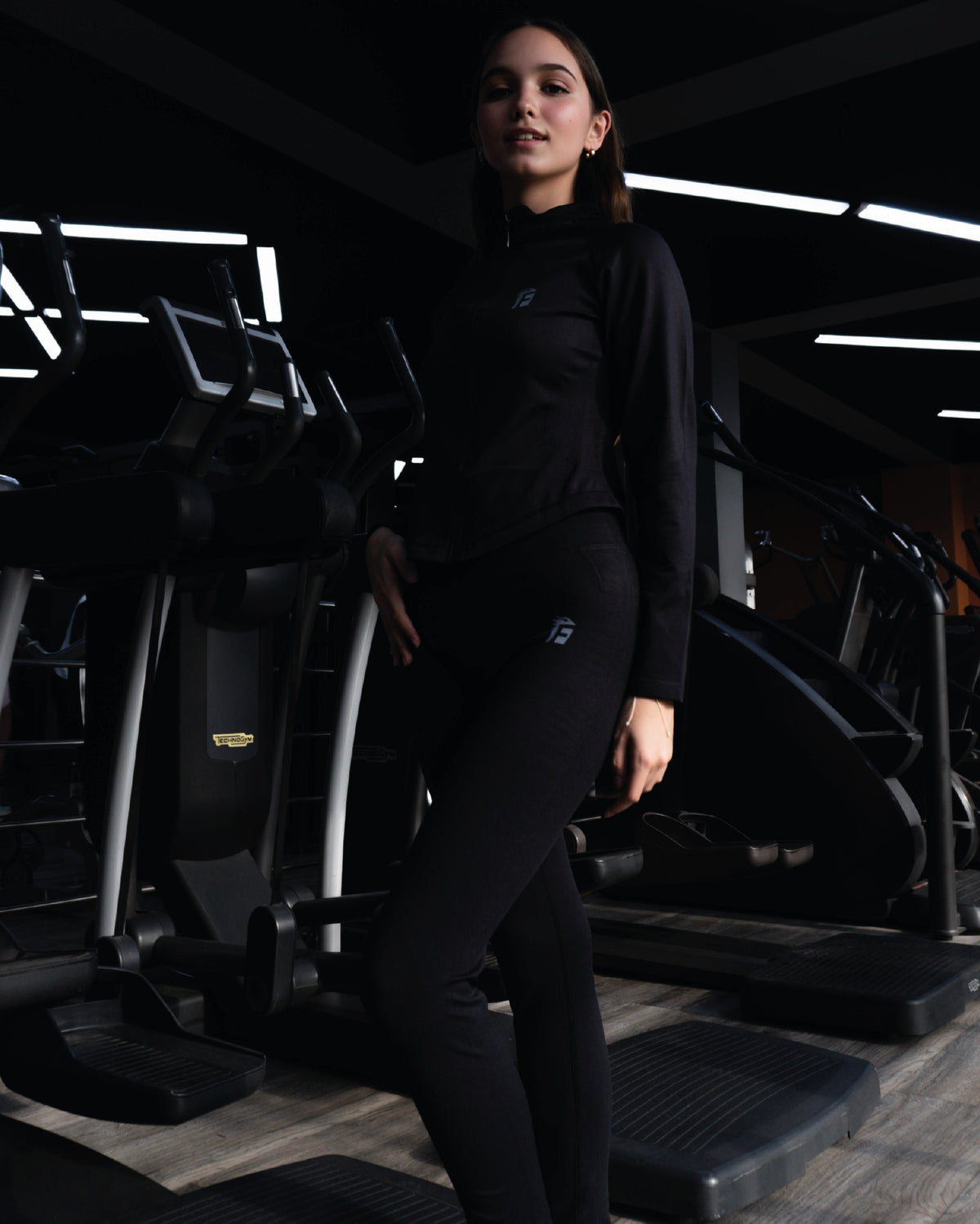 ACTIVE ELEMENTAL JACKET SET-BLACK