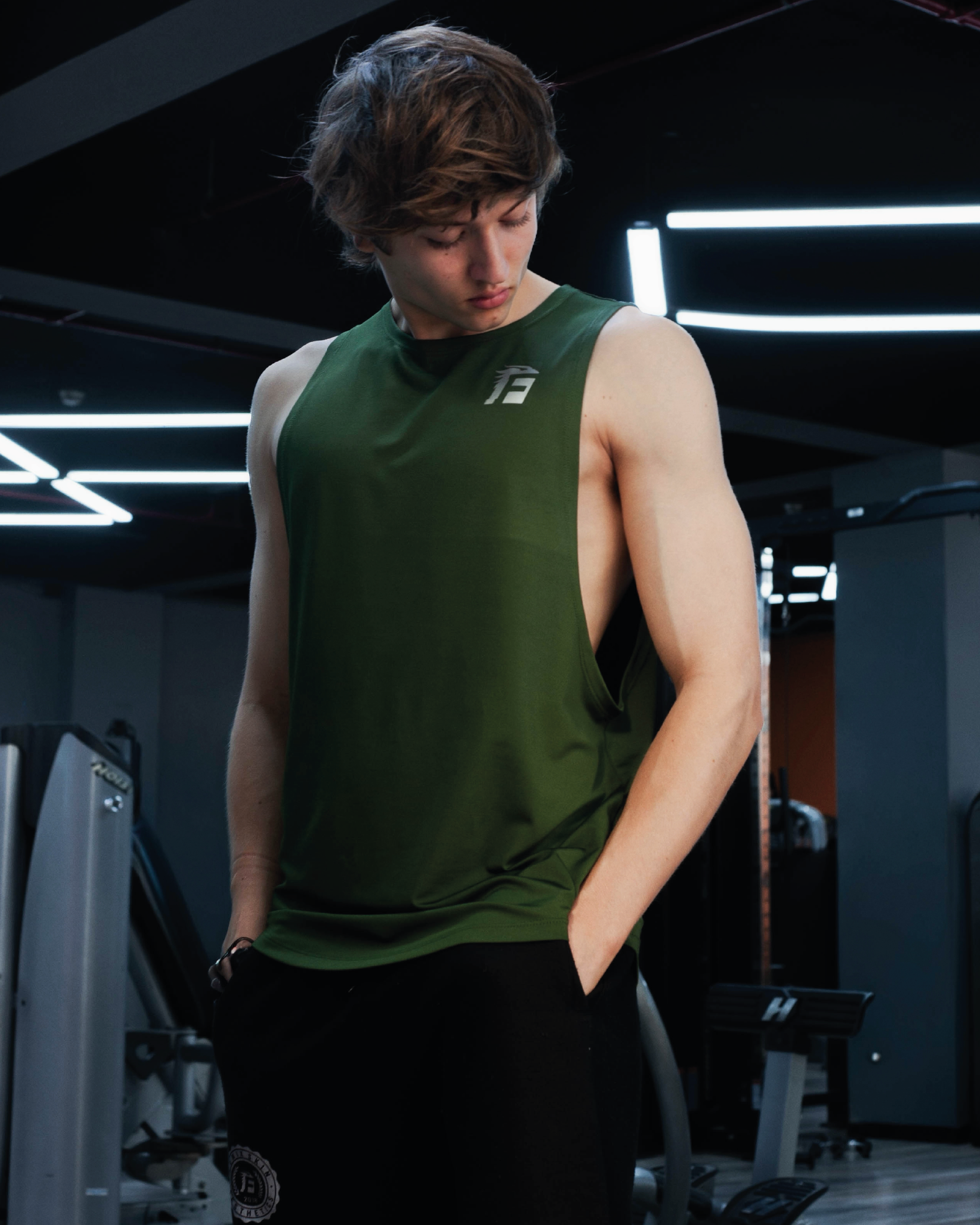 LEGACY REINVENTED ARM TANK – MILITARY GREEN
