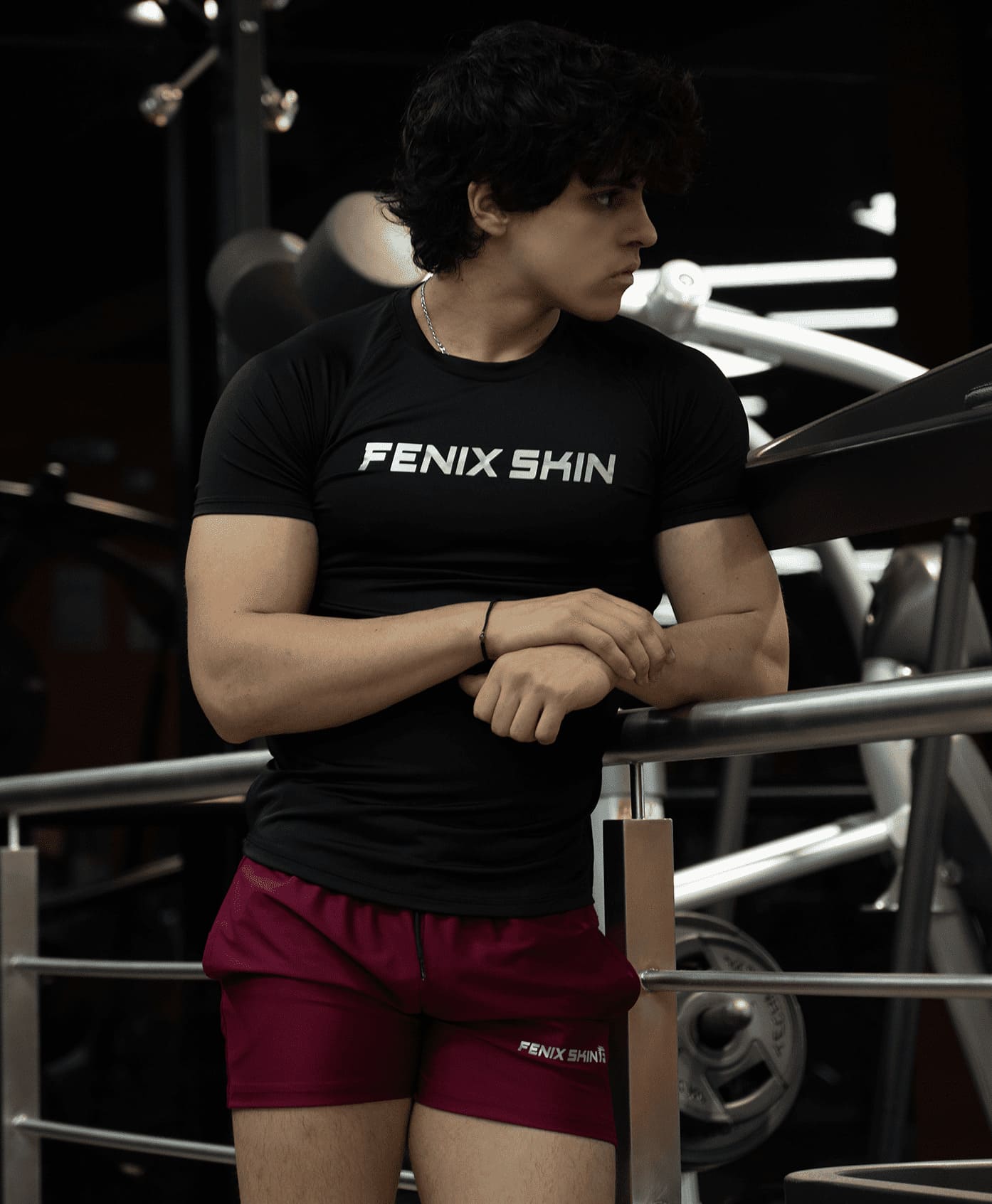 ICONIC SIGNATURE T-SHIRT - PHANTOM BLACK