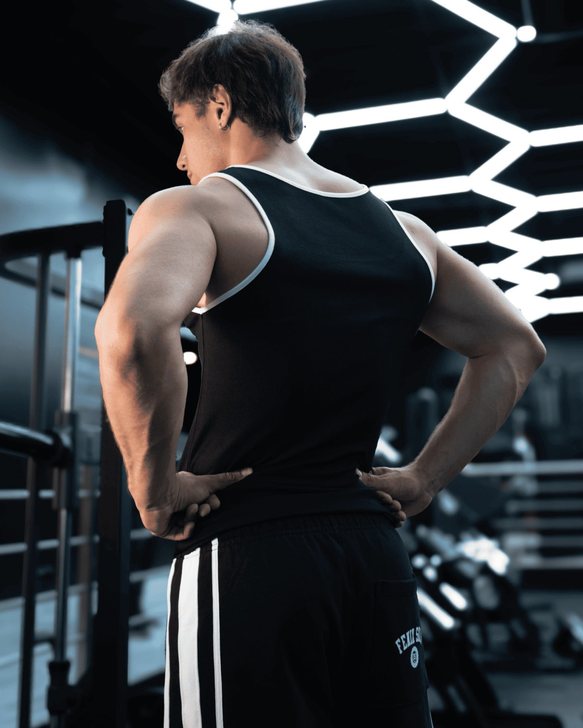 EVERYDAY AESTHETIC RIB TANK - BLACK