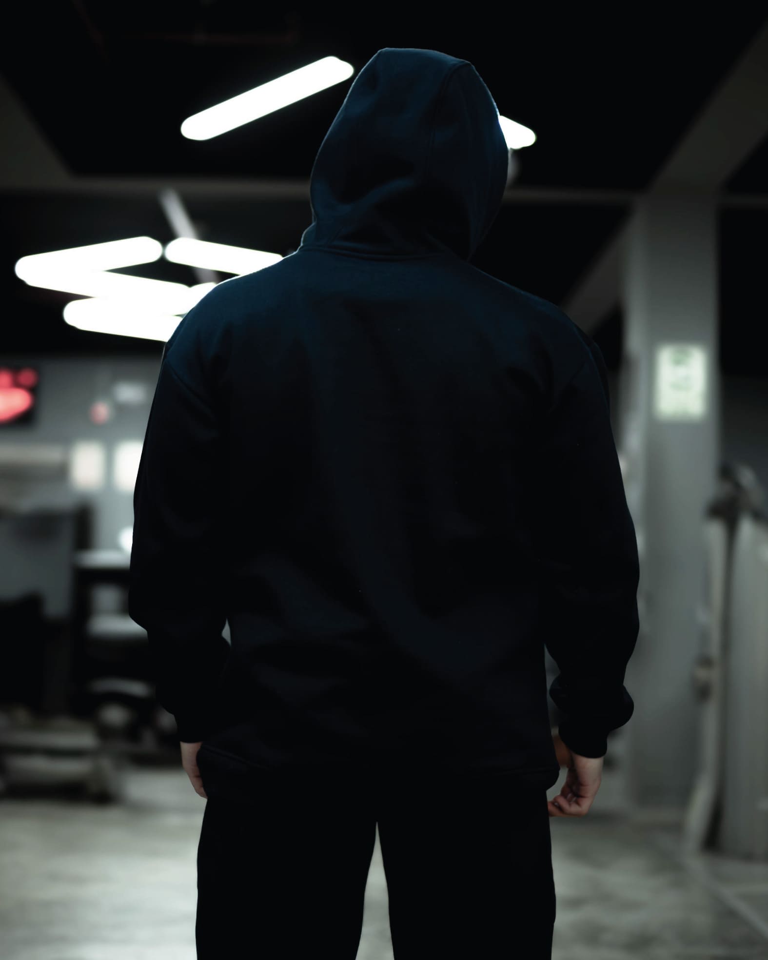 FROST MINIMAL HOODIE - BLACK