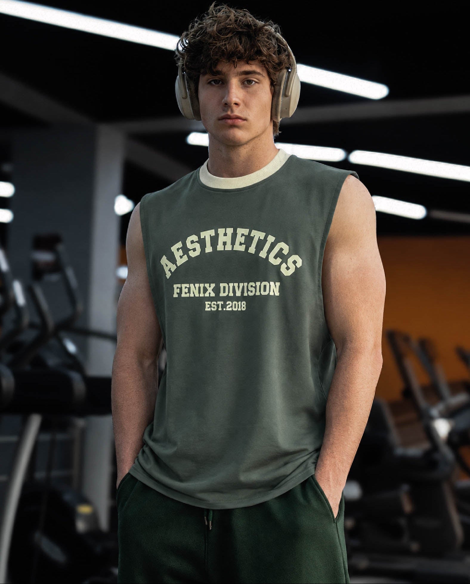 UNIVERSITY ATHLETIC PUMP TANK - LEAF GREEN