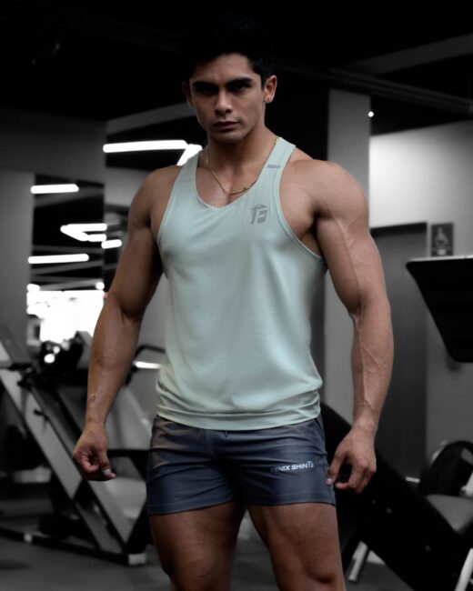 Versatility Tank - Pistachio